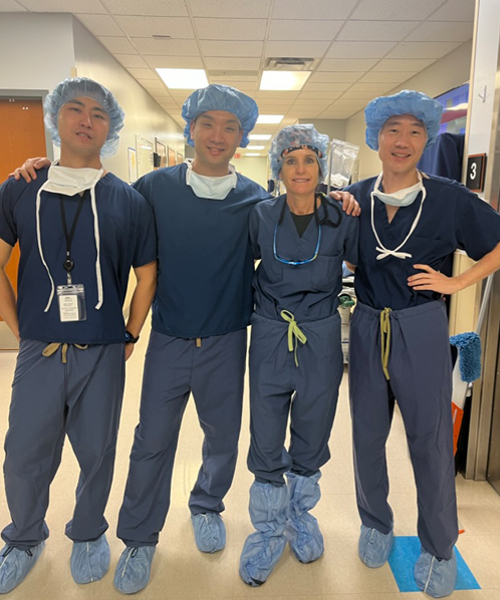 Kobe Hip Surgeons visiting Dr. Pascual in the OR.